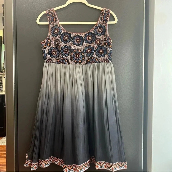 Anthropologie Mynah’s Reynu Taandon Rare Couture Dress size XS - Picture 2 of 11